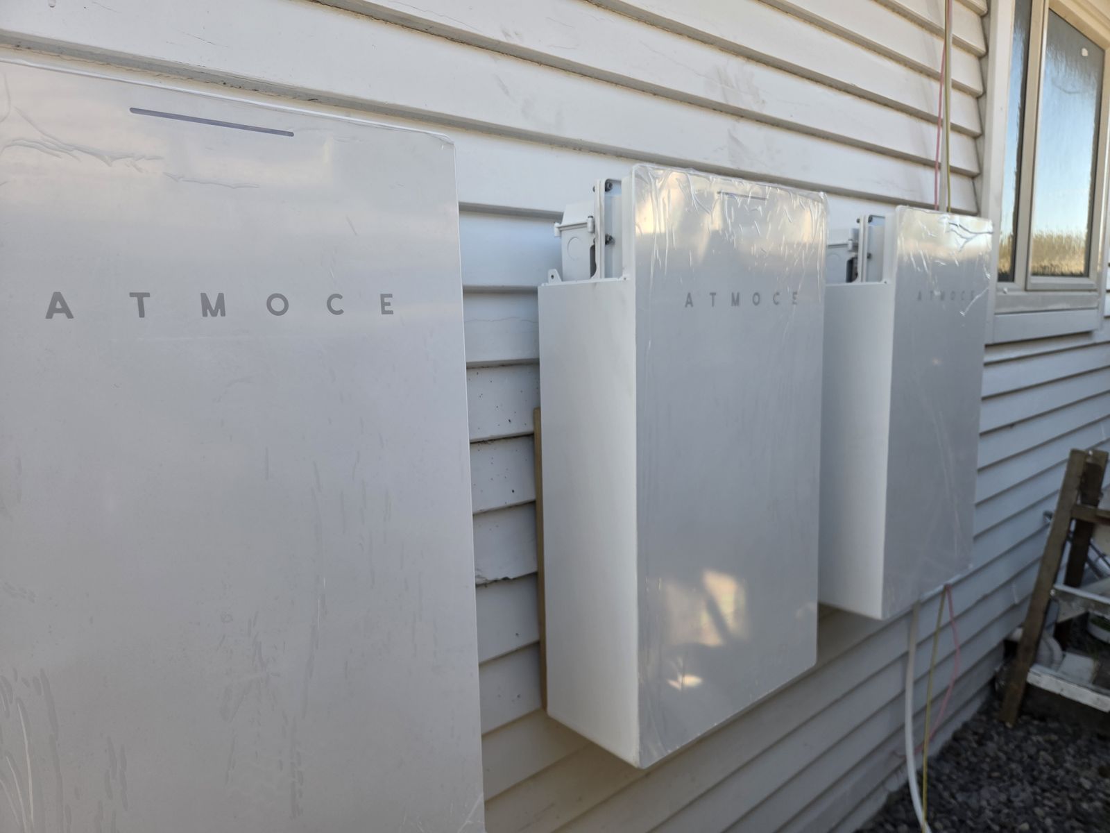 Atmoce battery system