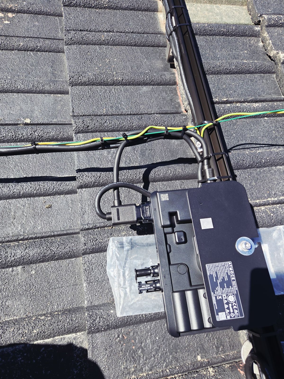 Atmoce microinverters
