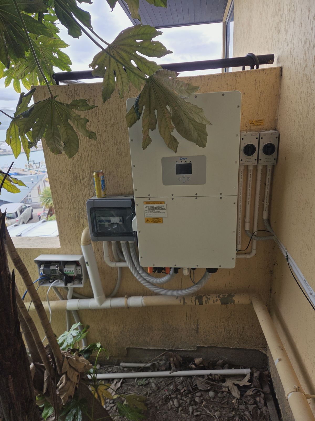 Deye 40kW + BYD Atto 3 60kWh battery
